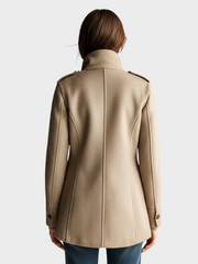 Eleven Ora – Kamelfarbene Wolljacke für Damen mit Stehkragen – Ansicht 5