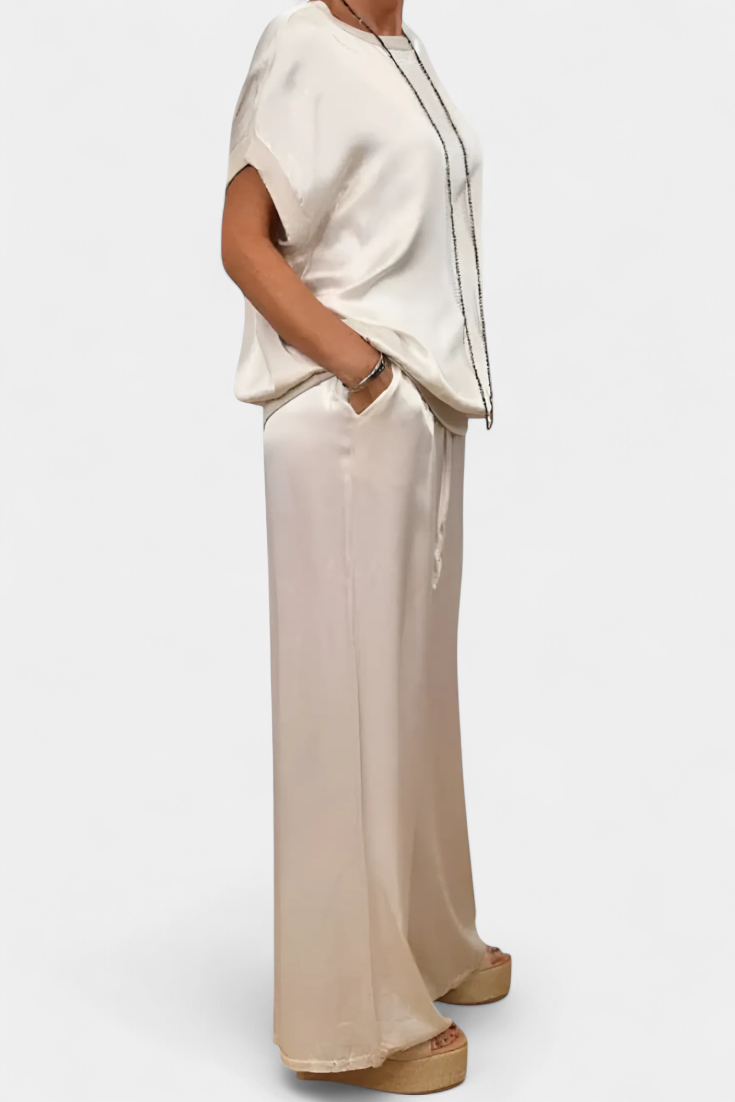 Frühlingshaftes Damen-Set Blasa mit fließender Bluse und weiter Hose – Ansicht 8