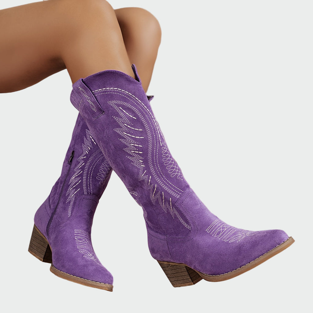 Stilvolle, bestickte Westernstiefel