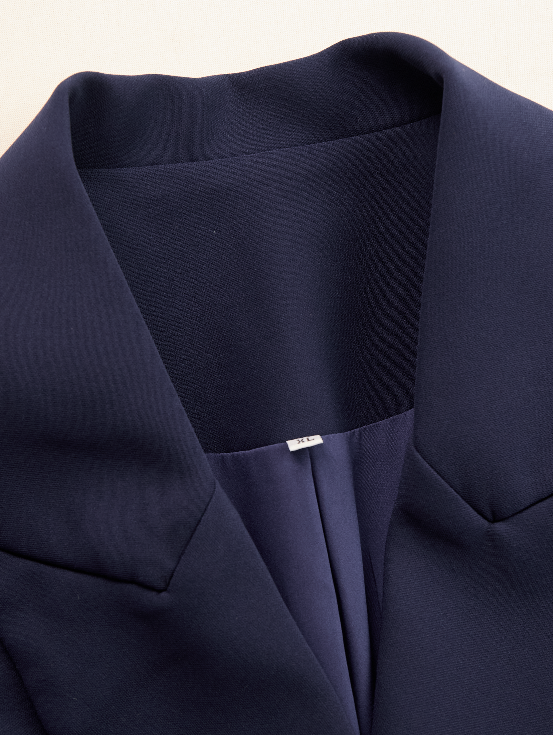 Camille – Tailliertes Midi-Kleid im Blazer-Stil – Ansicht 13