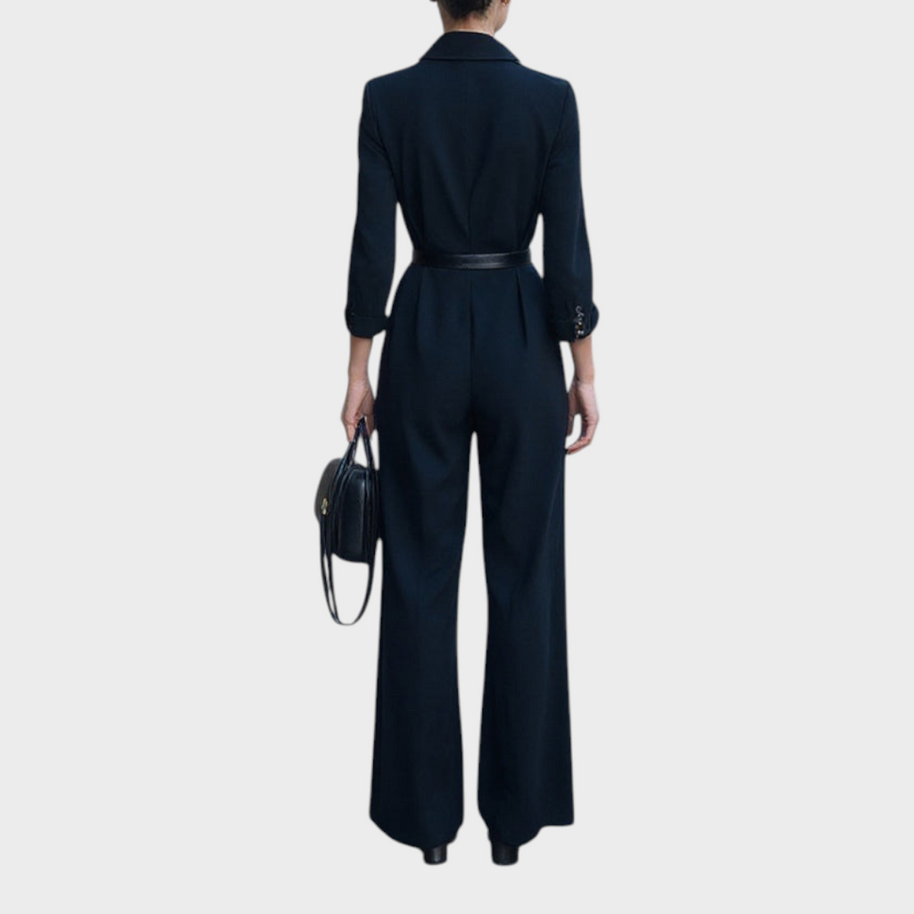 Maristella | Doppellagiger Jumpsuit mit Gürtel und weitem Bein