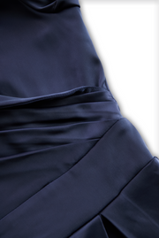 Bella – Satin-Midikleid mit drapiertem Kragen im Retro-Stil – Ansicht 7