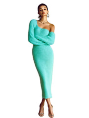 Kim – Gestricktes Maxikleid aus Mohair mit One-Shoulder-Ausschnitt und Laternenärmeln