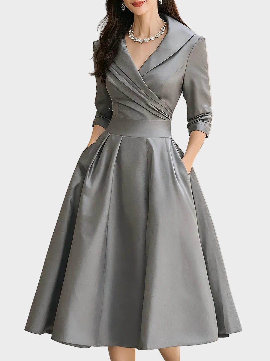 Bella – Satin-Midikleid mit drapiertem Kragen im Retro-Stil – Ansicht 16