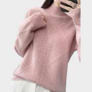 Nathalie – Kaschmirpullover mit Stehkragen und Zopfmuster – Ansicht 2