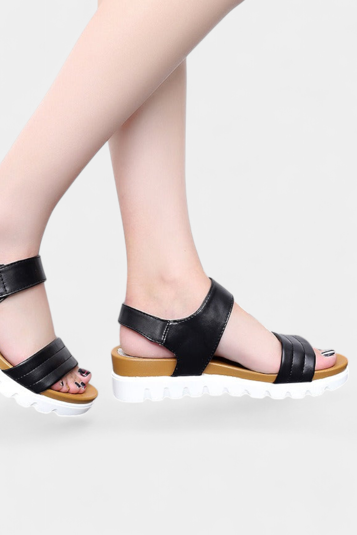 Damen-Plateausandalen Clothide mit Doppelriemen und Schnalle – Ansicht 3