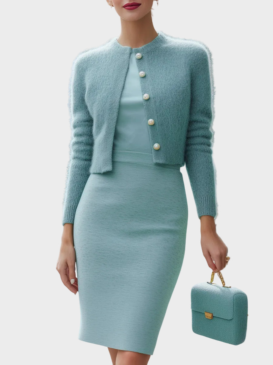 Molly – Klassisches Strickset für Damen mit kurzem Cardigan und Midikleid