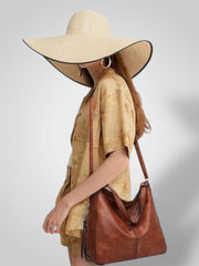 Freia – Elegante Lederschultertasche für Damen – Ansicht 7