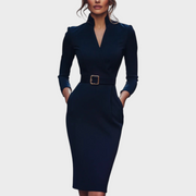 Tricia – Elegantes schwarzes Kleid mit Gürtel und Stehkragen