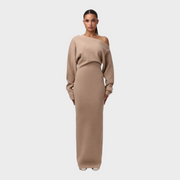 Hillary – Schulterfreies Strick-Maxikleid