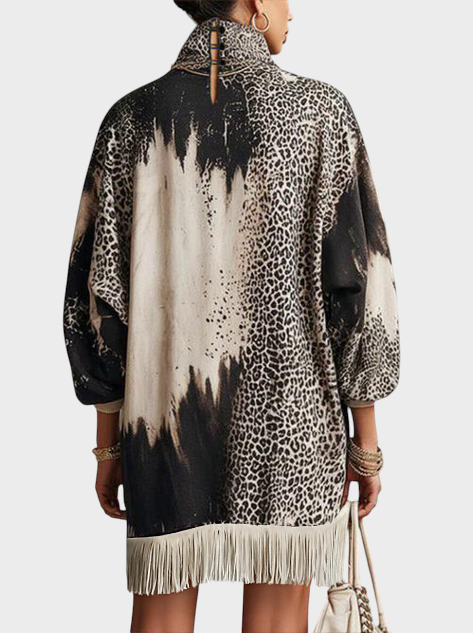 Sarra – Graue Leopardenbluse für Damen mit Fransen – Ansicht 3