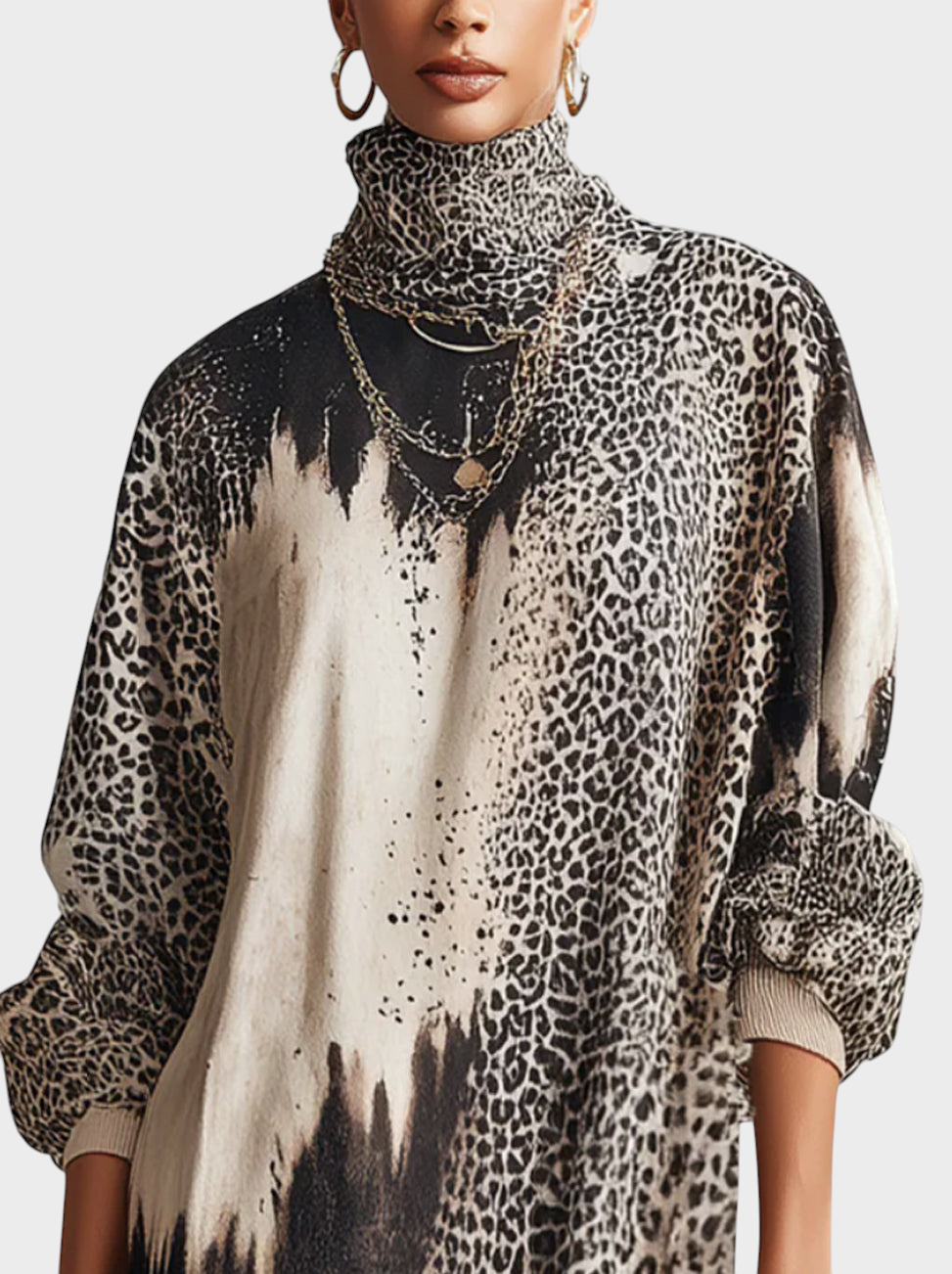 Sarra – Graue Leopardenbluse für Damen mit Fransen
