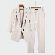 Schwarzer zweiteiliger Anzug für Damen mit Blazer und Hose – Ansicht 4