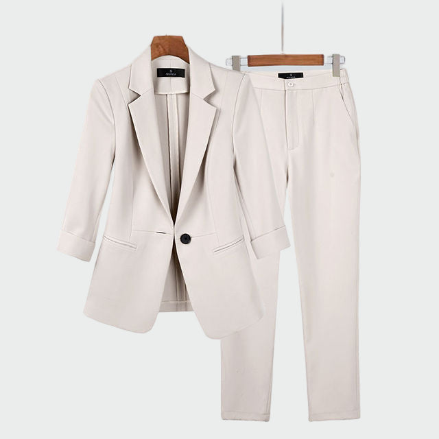 Schwarzer zweiteiliger Anzug für Damen mit Blazer und Hose – Ansicht 4