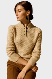 Liza – Kaschmirpullover für Damen mit Zopfmuster und Knöpfen – Ansicht 12