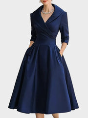 Bella – Satin-Midikleid mit drapiertem Kragen im Retro-Stil – Ansicht 5
