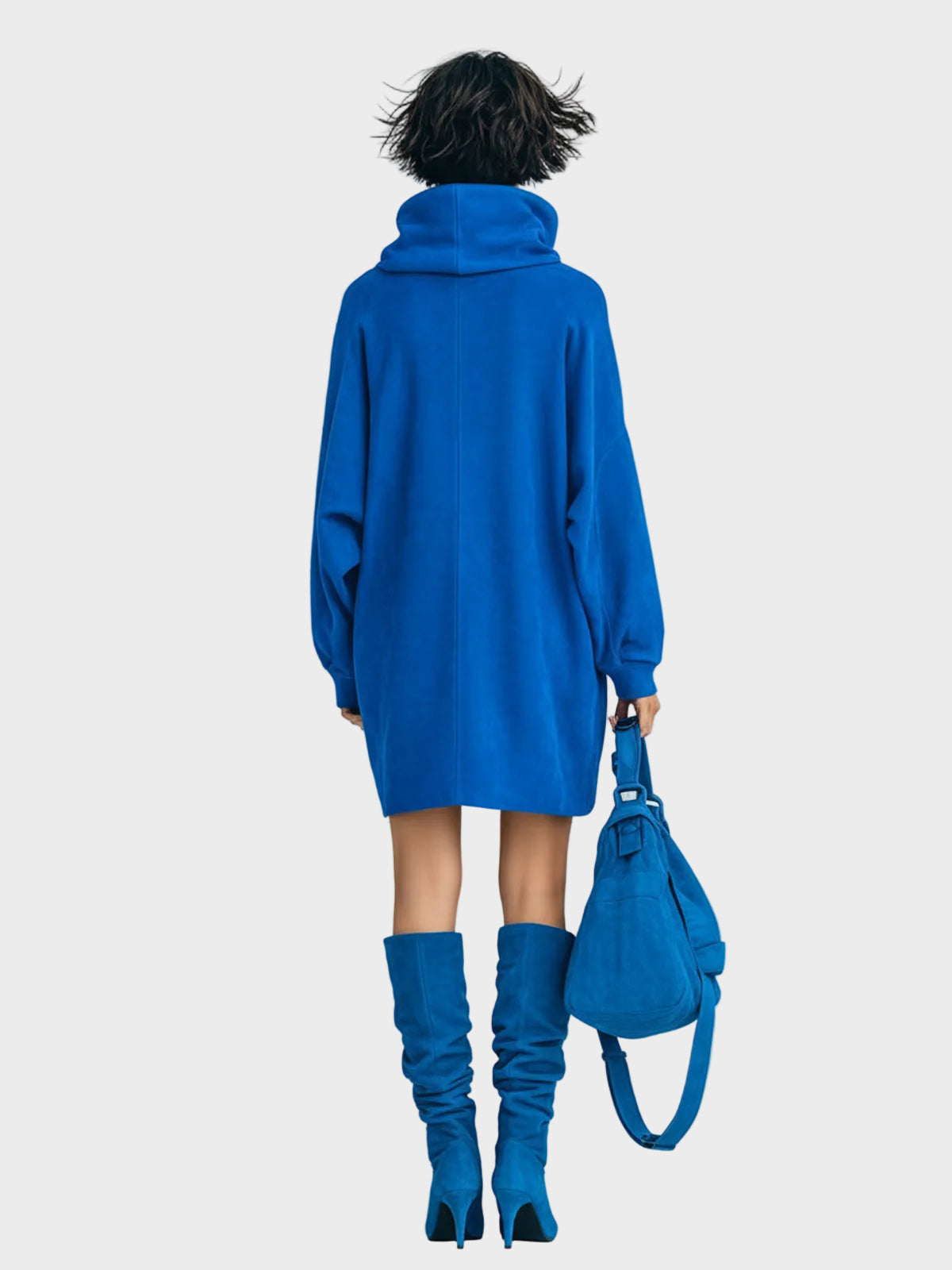Meria – Hellblaues Minikleid aus Wildlederimitat mit Rollkragen und Laternenärmeln – Ansicht 5