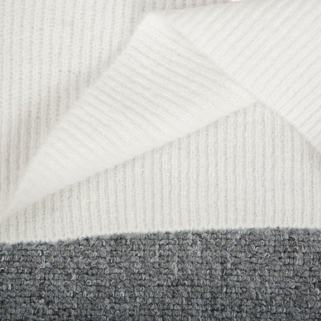 Myla – Weißer wendbarer Pullover für Damen – Ansicht 7