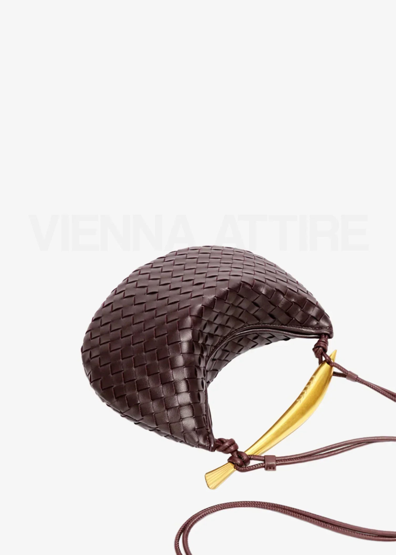 Alexandra – Gewebte Tasche mit goldenem Henkel