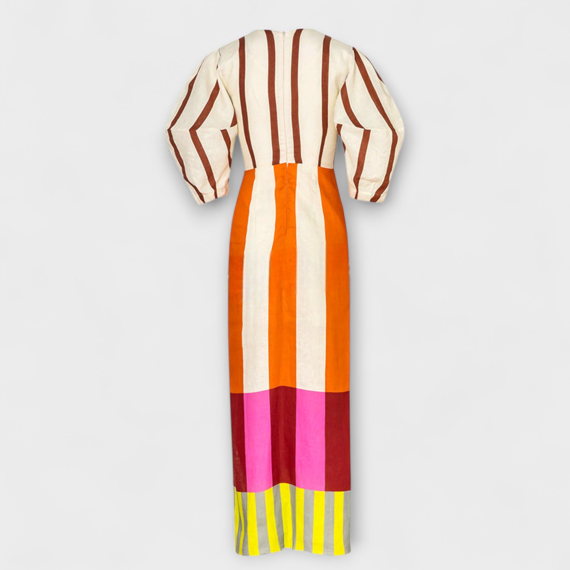 Kaya – Maxikleid mit Cut-out und Puffärmeln