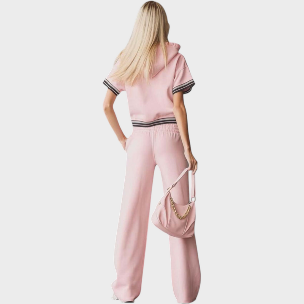 Zahra | Elegantes Sport-Set: Rosa Kurzarm-Top mit Kapuze und Frontreißverschluss