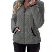 Liora – Figurbetonte Fleecejacke für Damen mit weichem Samtfutter – Ansicht 6