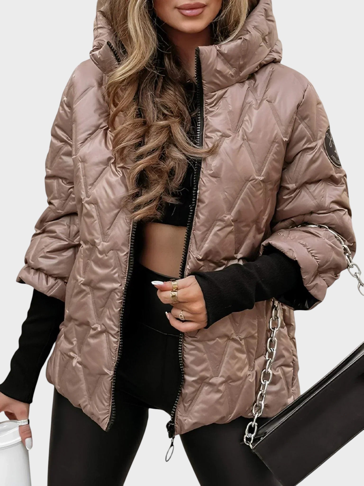 Lunara – Warme leichte Stepp-Winterjacke für Damen mit Kapuze – Ansicht 5