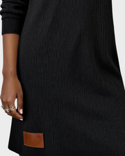 Celine – Lässiges Damenkleid mit langen Ärmeln und Stehkragen – Ansicht 10