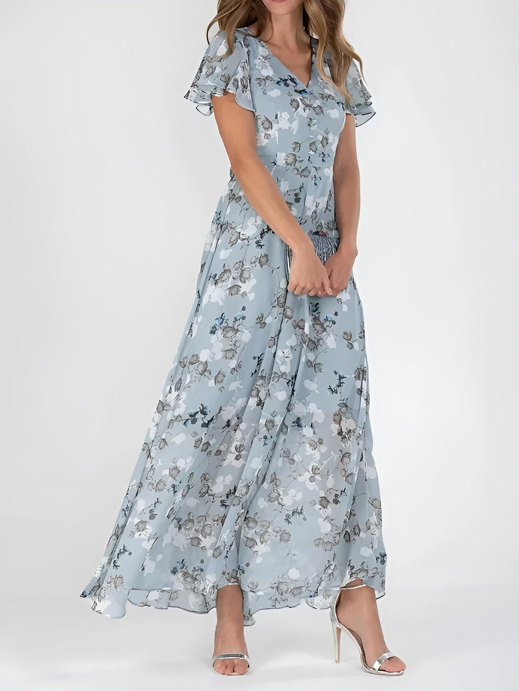 Elegantes Kleid, das den Bauch bedeckt
