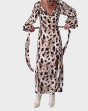 Avice – Damenkleid mit V-Ausschnitt und auffälligem Print – Ansicht 13