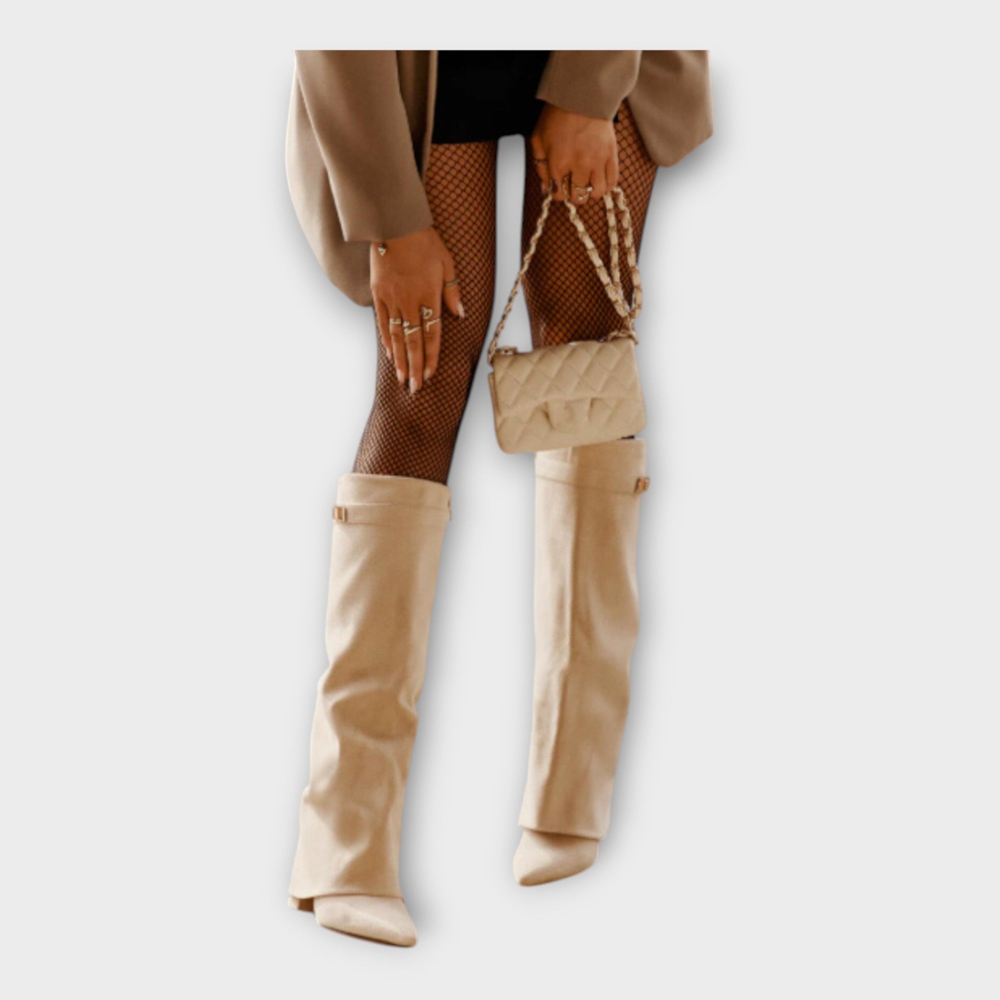 Hohe Stiefel mit elegantem Design