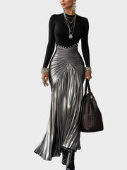 Donna – Schwarzes plissiertes Maxikleid mit silberfarbenem Metallic-Muster