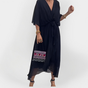 Monika – Luftiges Chiffonkleid für Damen mit V-Ausschnitt – Ansicht 4