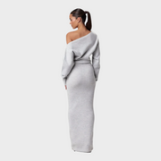 Hillary – Schulterfreies Strick-Maxikleid