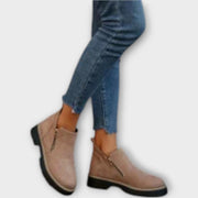 Elegante orthopädische Stiefeletten für Damen in einfarbigem Design
