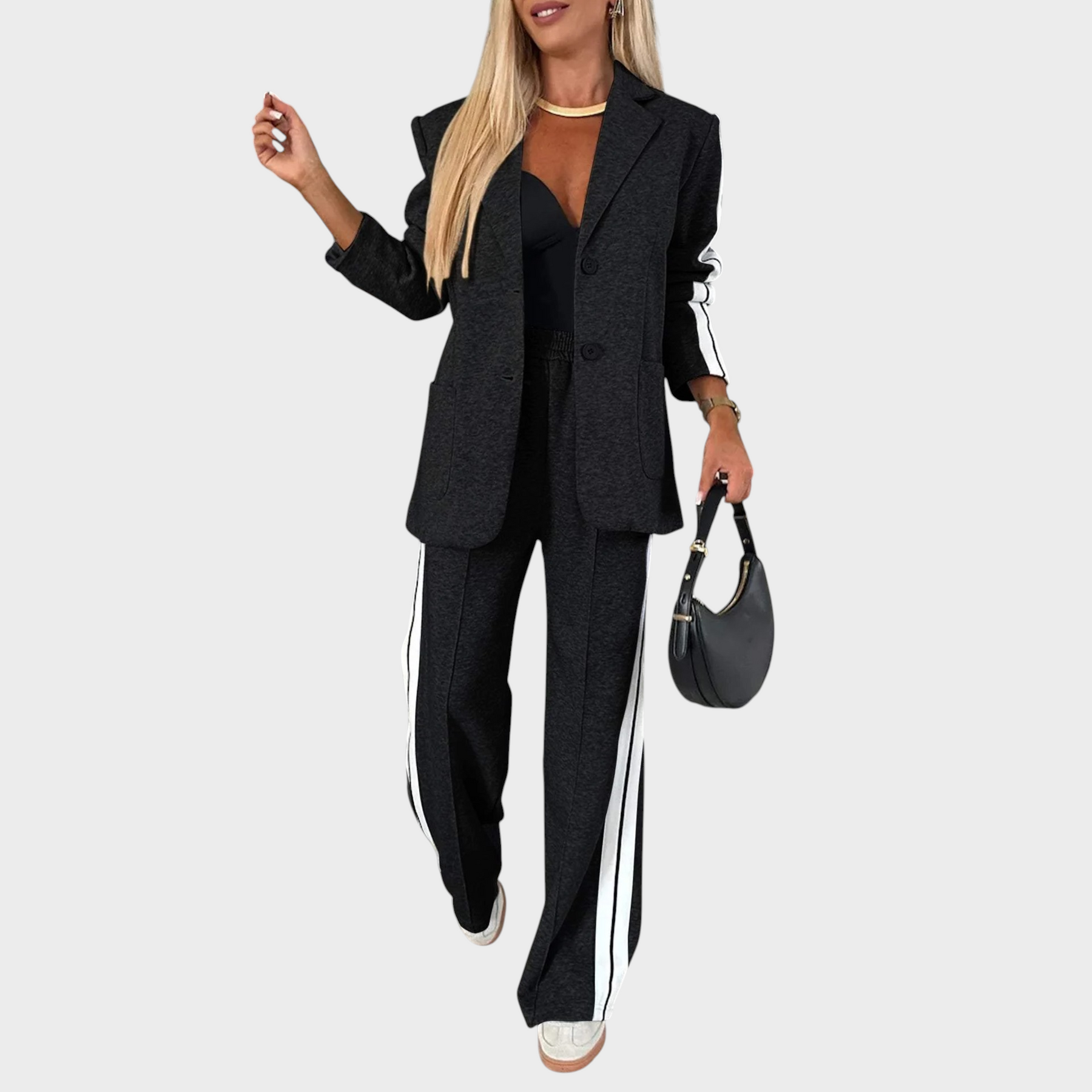 Maelyn – Elegantes gestreiftes Damen-Set mit Mantel und weiter Hose – Ansicht 3