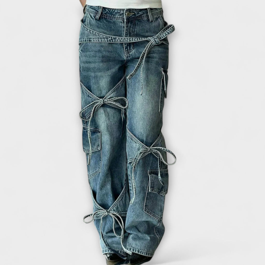 Greta - Jeans mit Knoten