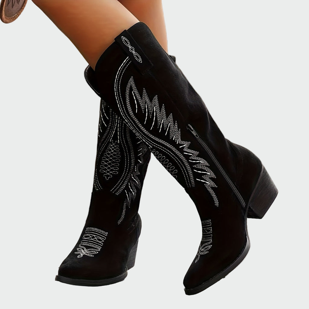 Stilvolle, bestickte Westernstiefel