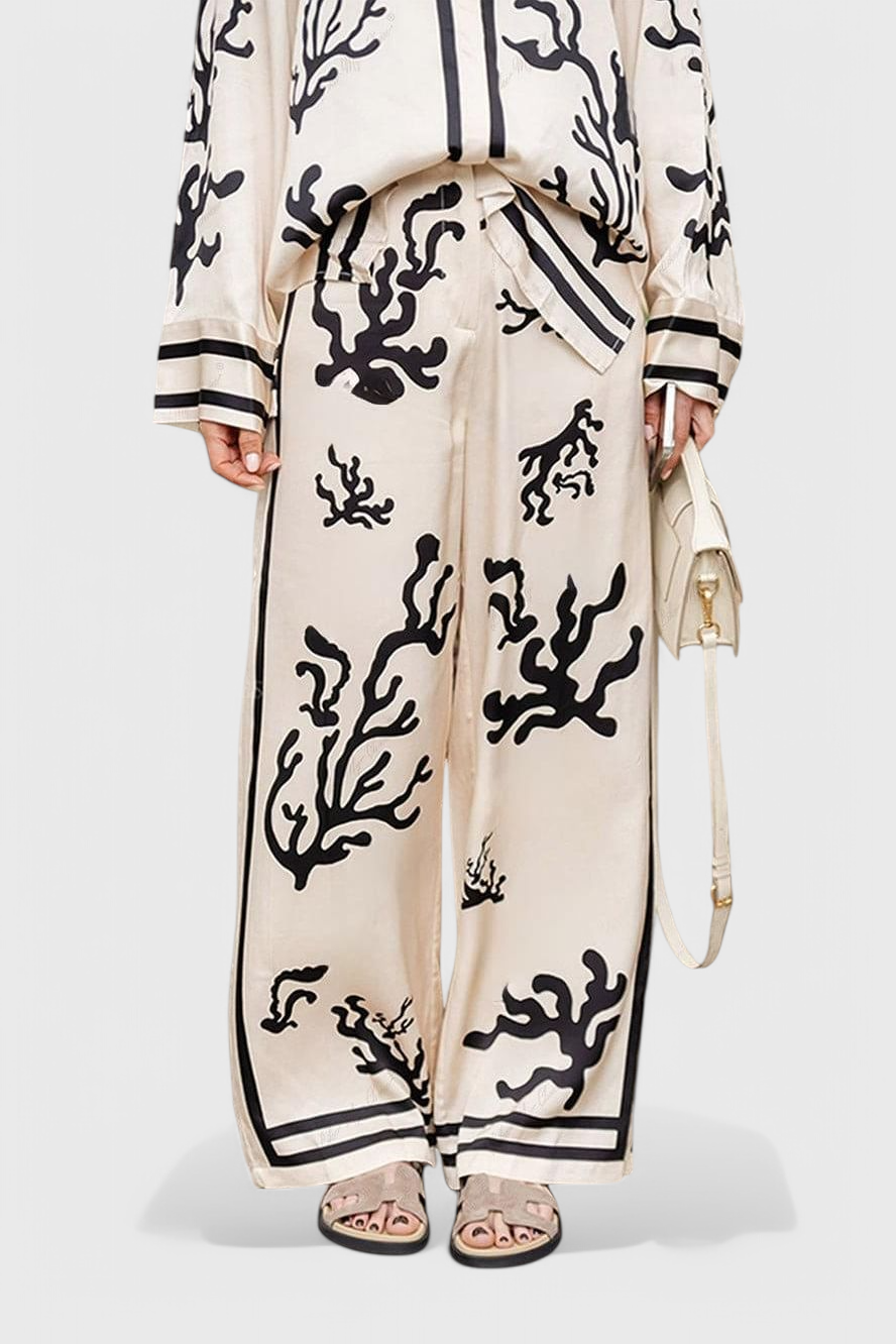 Damen-Set Nazaret mit weiter Hose und künstlerischem Print – Ansicht 5