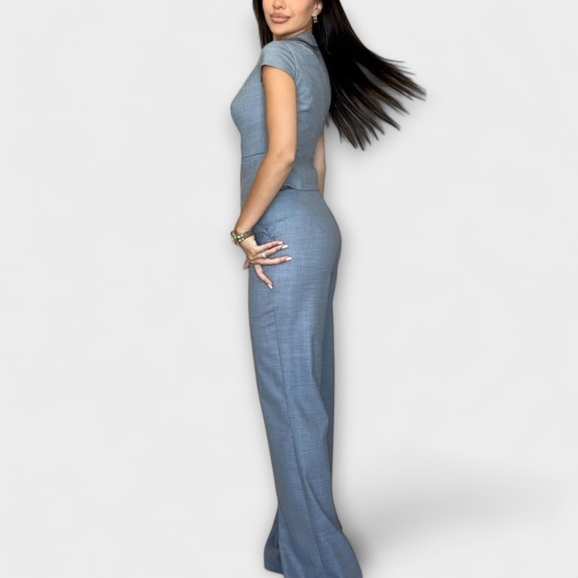 Ivy – Elegantes Set aus V-Ausschnitt und Hose
