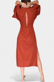 Lässiges Damenkleid Ainhoa mit Knoten und V-Ausschnitt – Ansicht 3