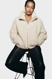 Nora – Teddy-Fleecejacke für Damen – Ansicht 8