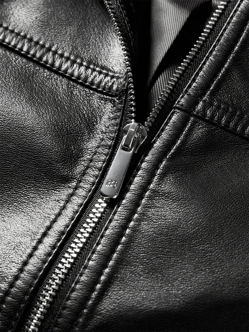 Iris | Kurze Motorradjacke aus PU