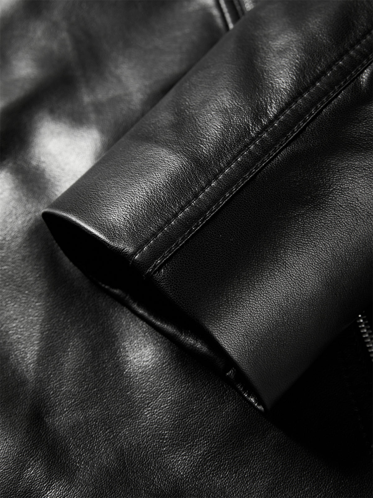 Iris – Kurze schwarze Motorradjacke für Damen aus PU – Ansicht 7