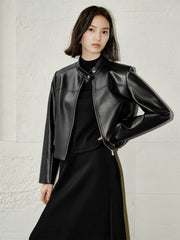 Iris – Kurze schwarze Motorradjacke für Damen aus PU – Ansicht 12