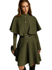 Coleen – Midikleid mit Knöpfen und Cape-Detail