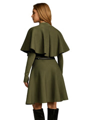 Coleen – Midikleid mit Knöpfen und Cape-Detail