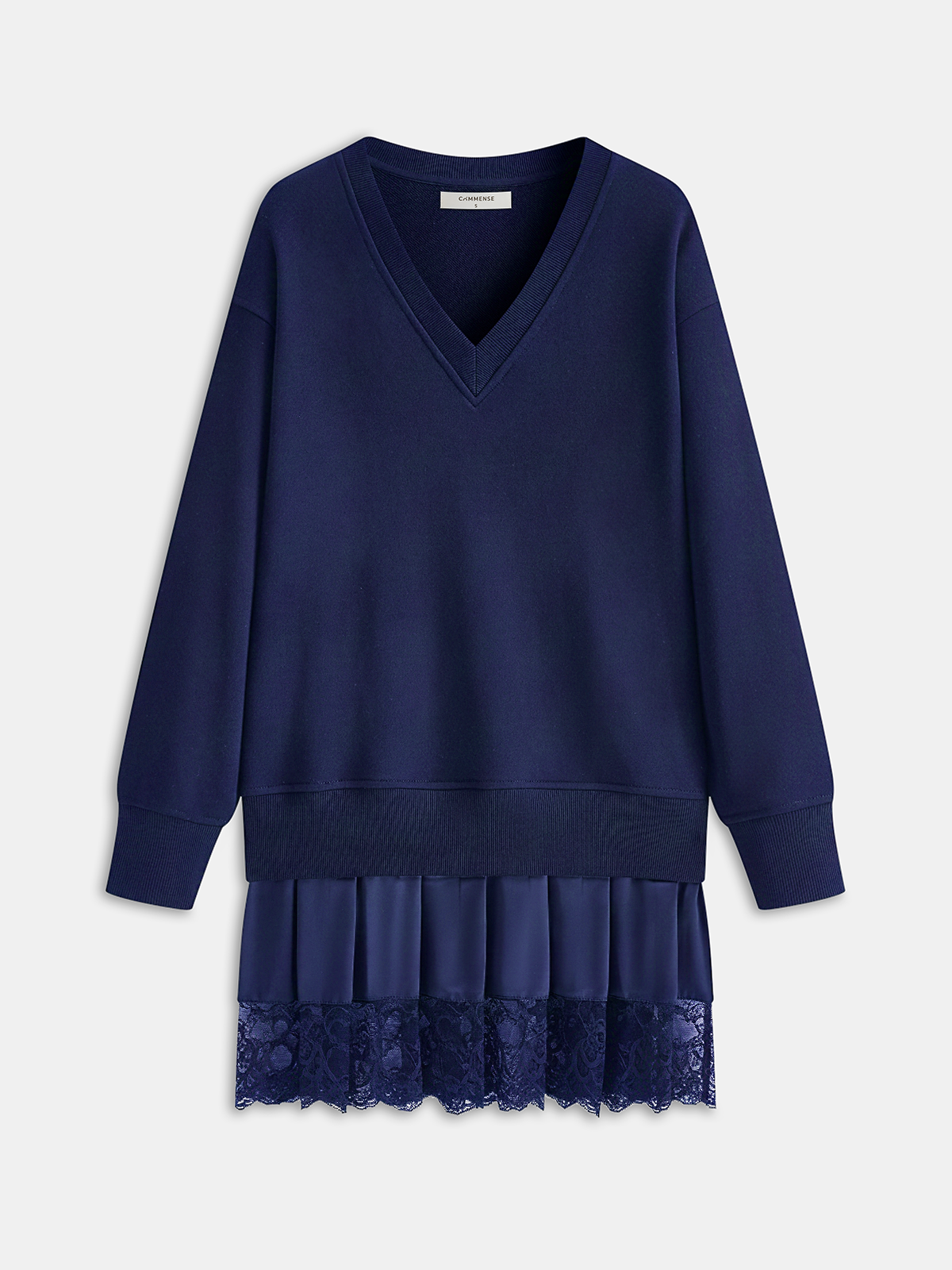 Katie – Sweatshirtkleid mit Falten und Spitzensaum