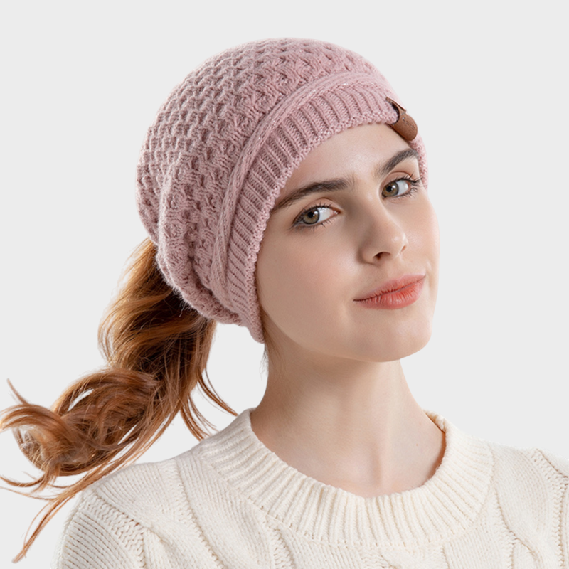 Vangie – Strickmütze für Damen mit Zopföffnung – Ansicht 4