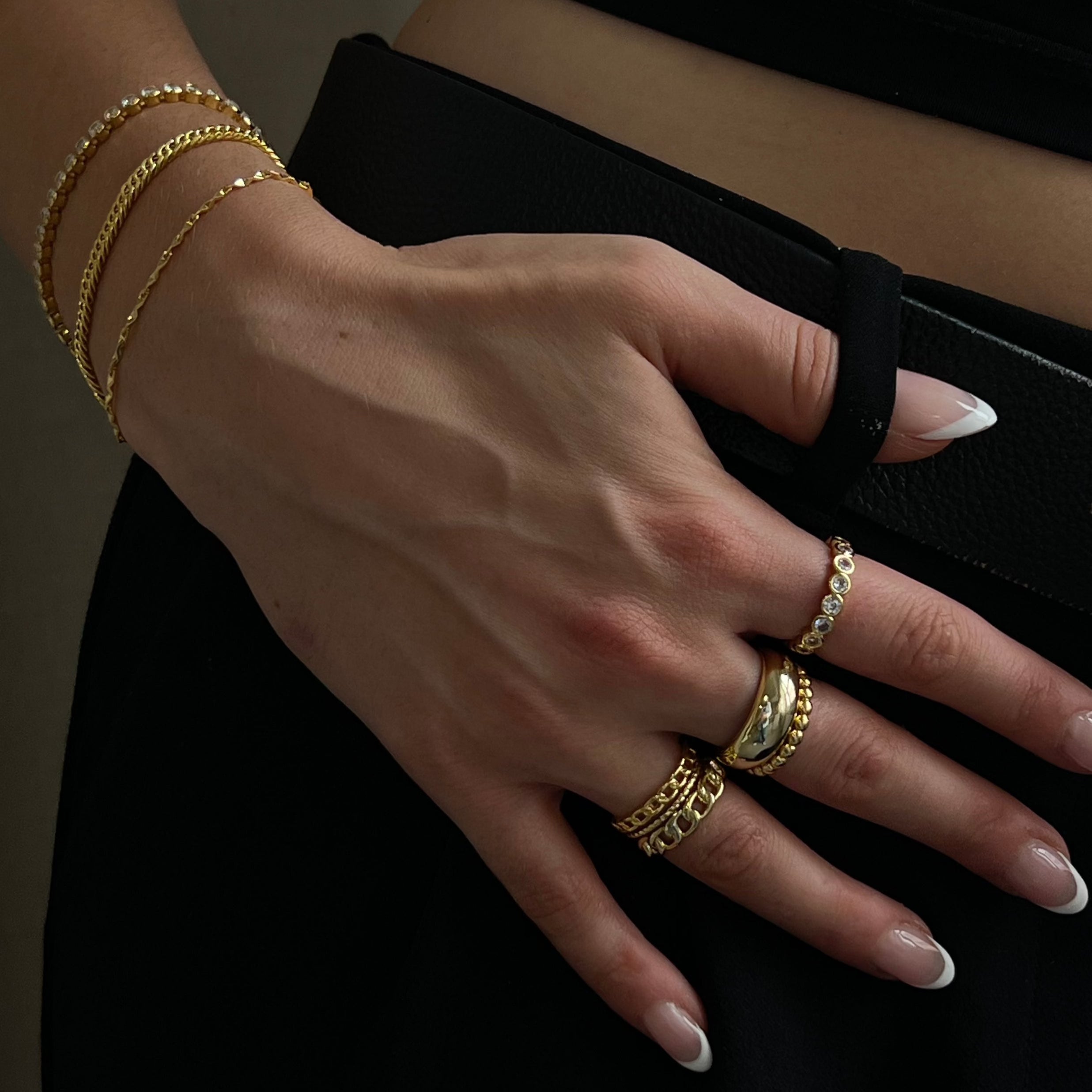 Ring mit Kette